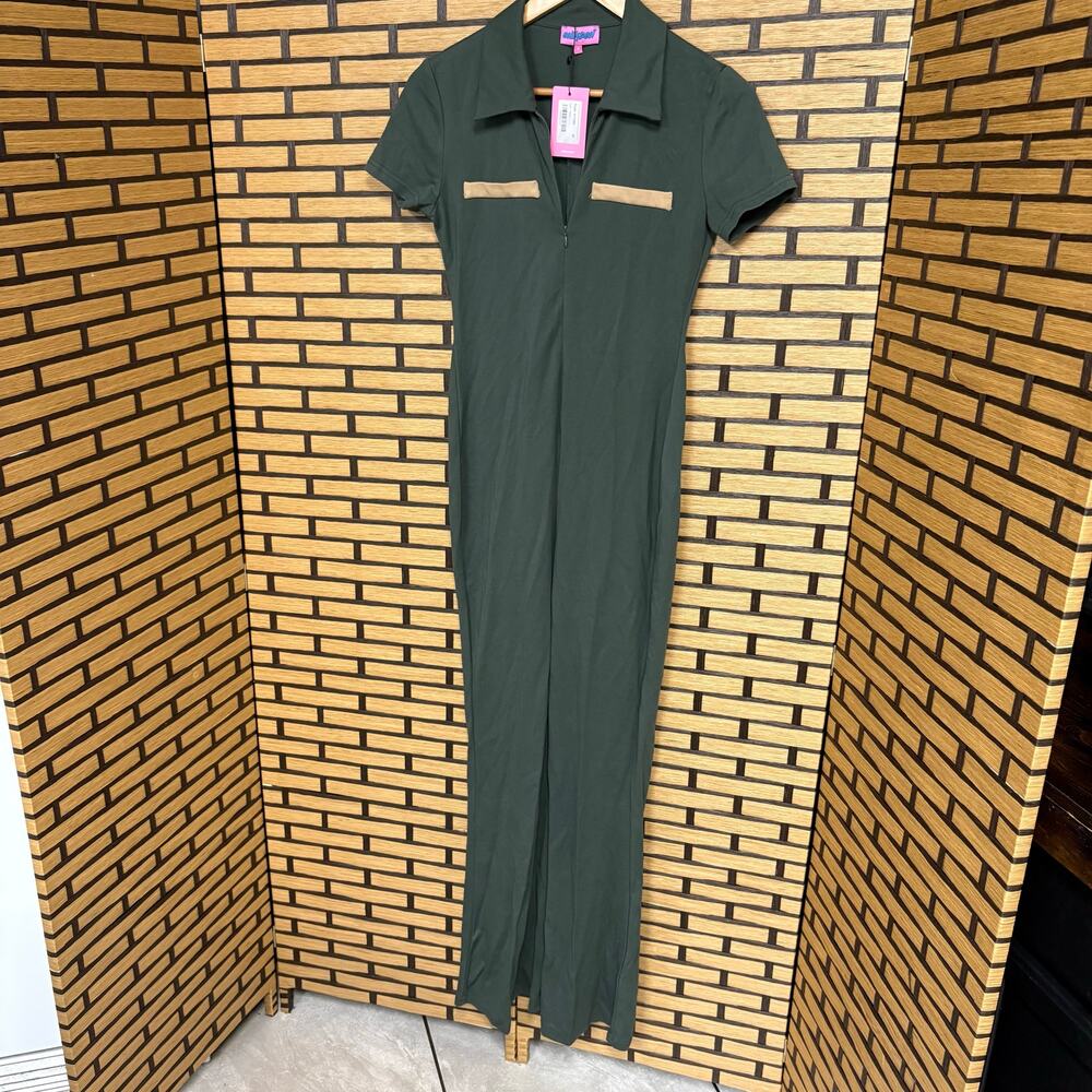 Edikted‎ Carmin Olive Green Zip Front Jumpsuit Size Medium